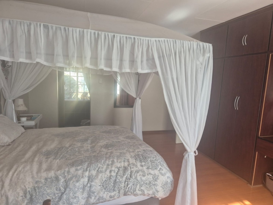 4 Bedroom Property for Sale in Fichardt Park Free State